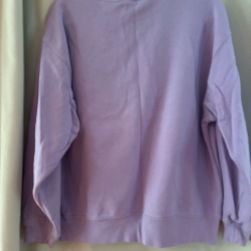 GAP Lavender Crewneck NWOT - Picture 6 of 6